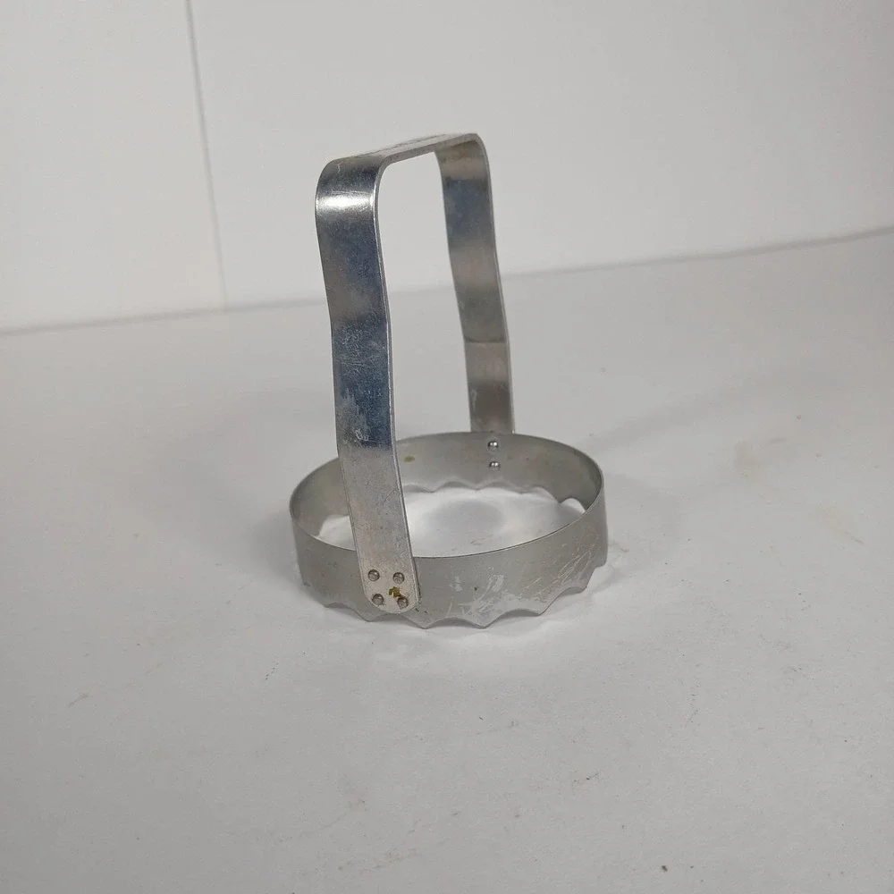 Vintage - Kwik Kut - Biscuit Cutter w/ Handle - Kitchen Tool - 3